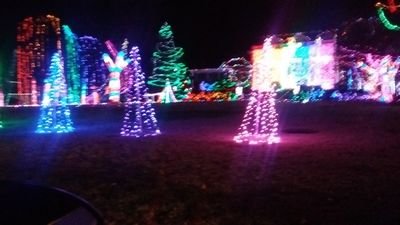 KIDD___WIKKID☮️🤟🌹😁💙🇺🇲💙