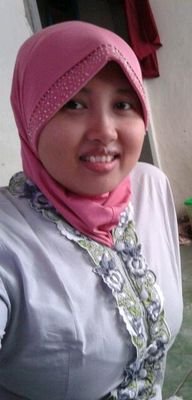 Rina Nur Astuti
