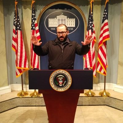 Broadcasting Barrett 🦖🇻🇦🥓